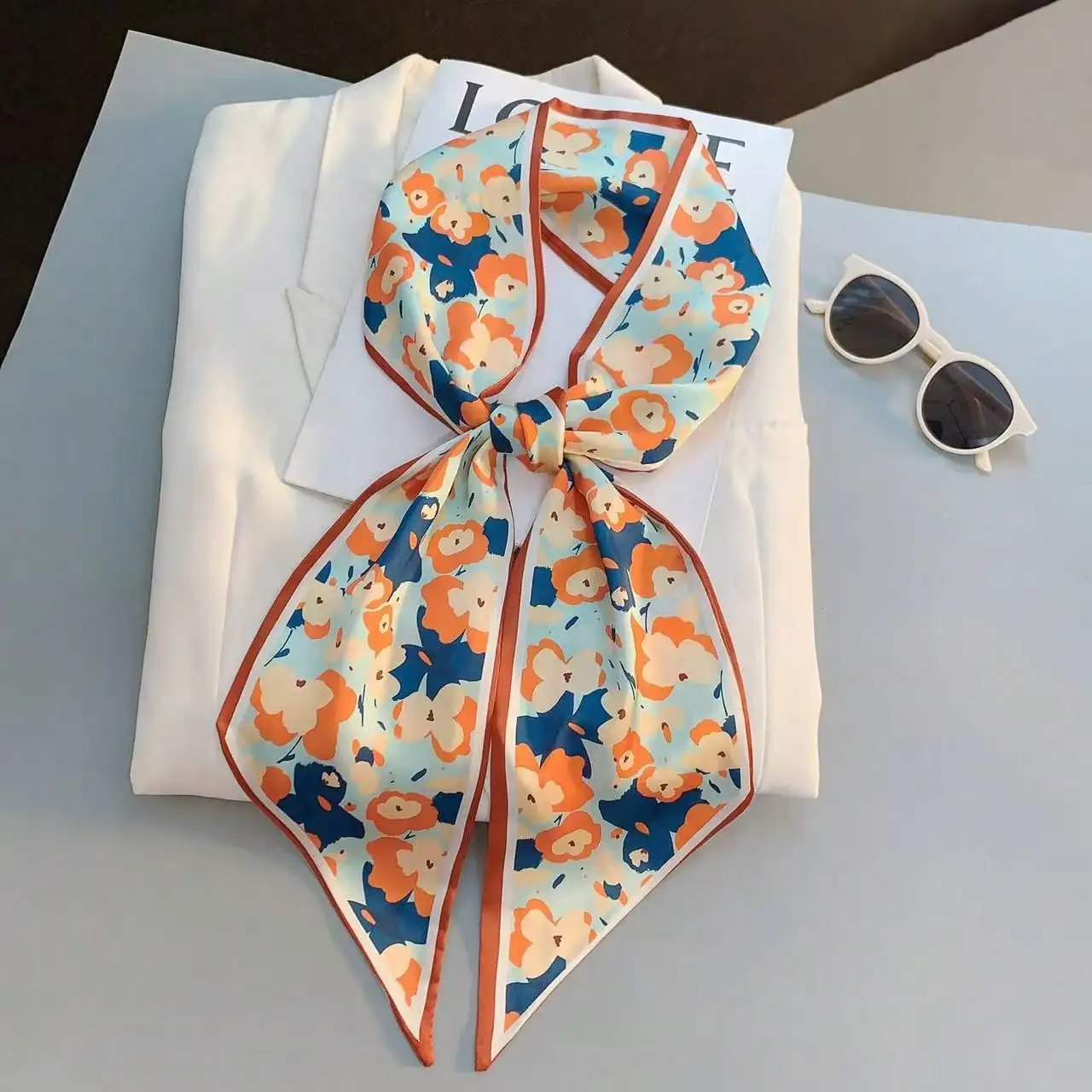 Dames lente/zomer casual kunst - Scarf Silk Square recensie en prijs